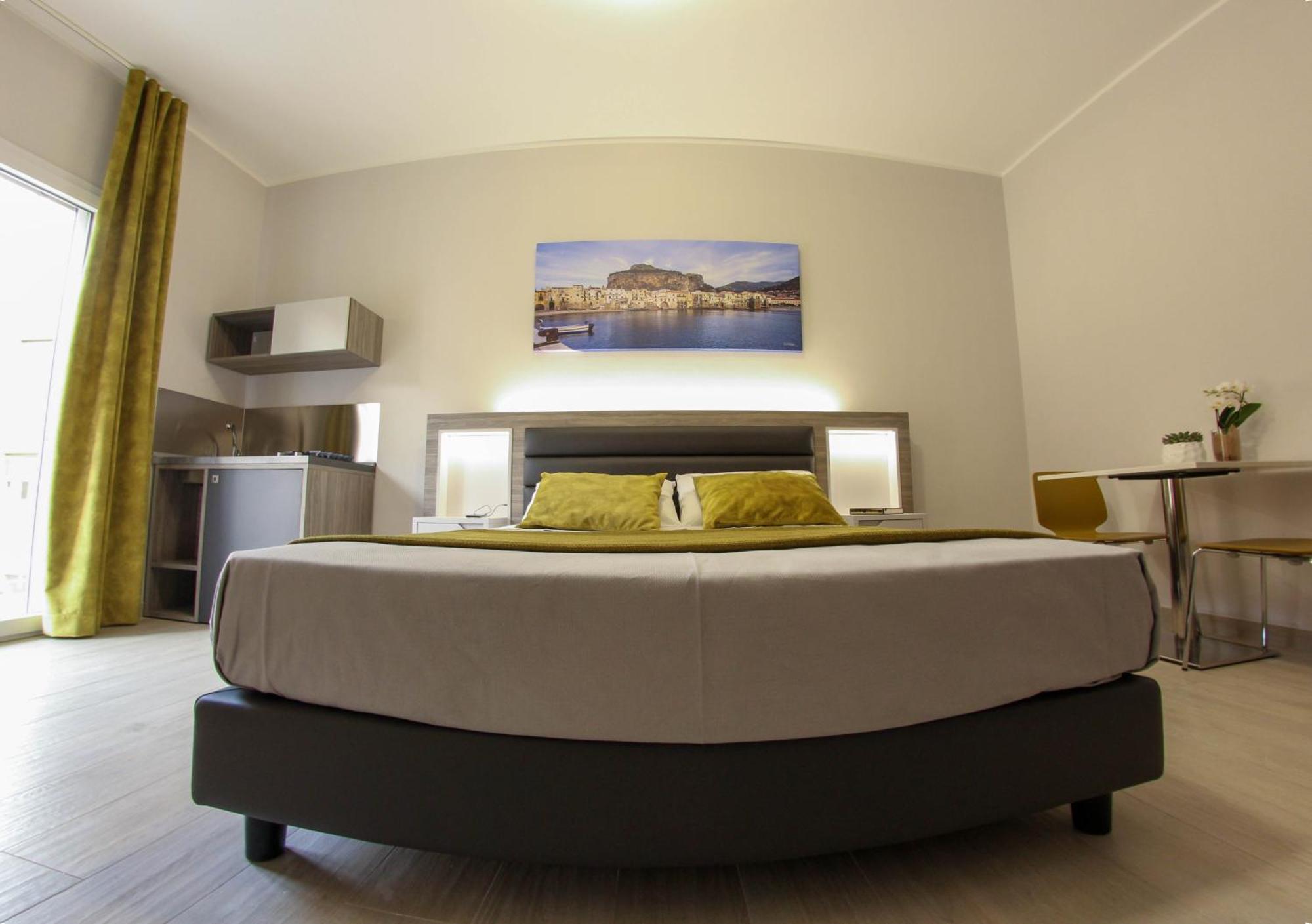 Yeasy Smart Rooms Cefalù Δωμάτιο φωτογραφία